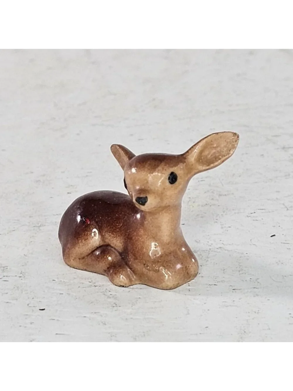 Hagen Renaker Fawn Bay Spotted Deer Lying Down Miniature Figurine